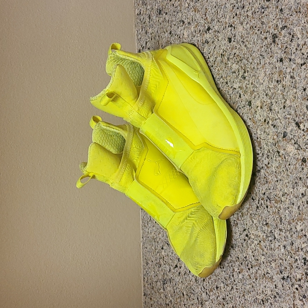 Puma Athletic Shoes Yellow Size US 7